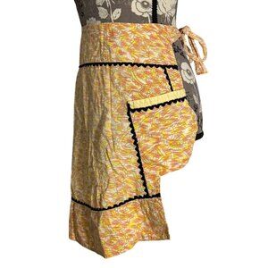 VTG Short Dutch Half Apron Cafe/Kitchen Ric-Rac Trim Retro Rockabilly Pockets